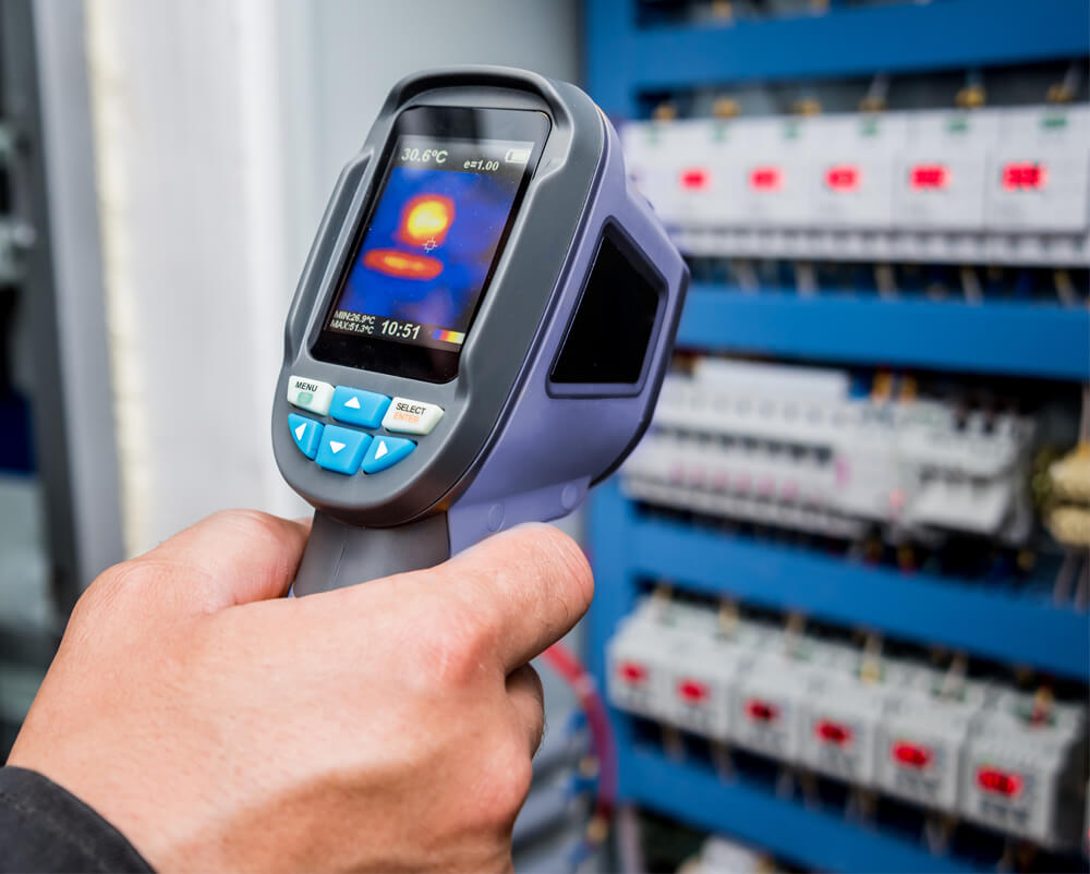 Infrarot Thermografie-Kamera Schaltschrank Check