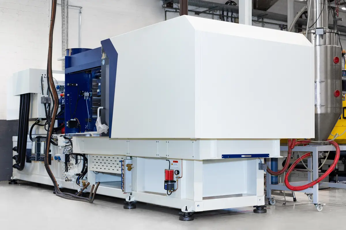 Die neue vollelektrische Spritzgießmaschine neue-spritzgiessmaschine-hk_09-2022__7245