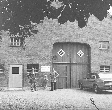 1977